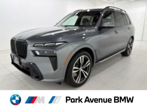 Certified 2024 BMW X7 xDrive40i w/ M Sport Package AWD/4WD image 1