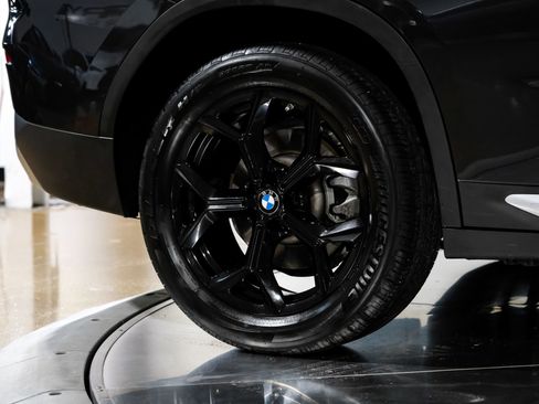 Used 2025 BMW X4 xDrive30i image 60