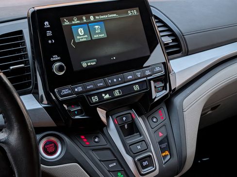Used 2019 Honda Odyssey EX-L image 17