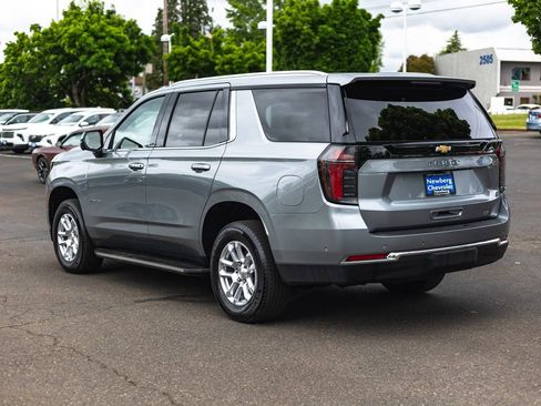 Used 2025 Chevrolet Tahoe LT AWD/4WD image 11