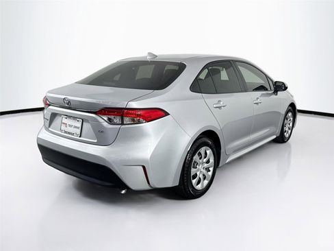 Certified 2023 Toyota Corolla LE image 2