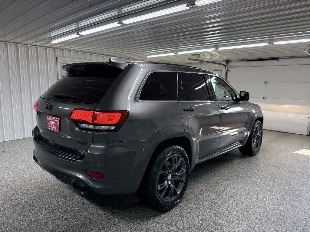 Used 2015 Jeep Grand Cherokee SRT AWD/4WD image 6