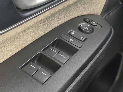 Used 2020 Honda CR-V EX image 23