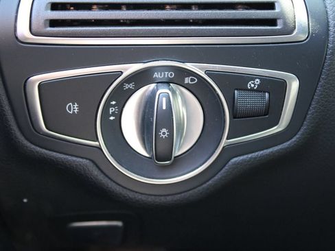 Used 2021 Mercedes-Benz C 300 Sedan image 28