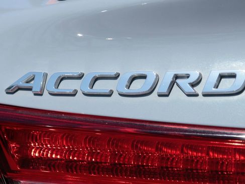 Used 2021 Honda Accord Sport image 45