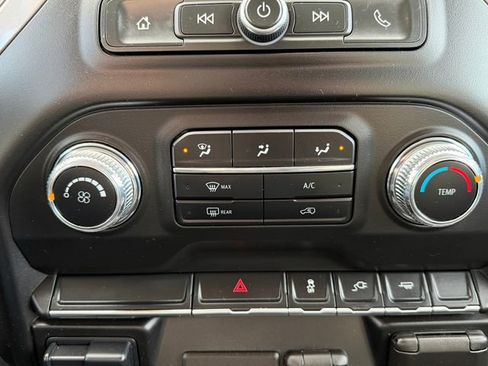 Used 2022 GMC Sierra 2500 Pro w/ Convenience Package image 21