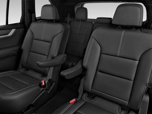 Used 2025 GMC Acadia AT4 image 11