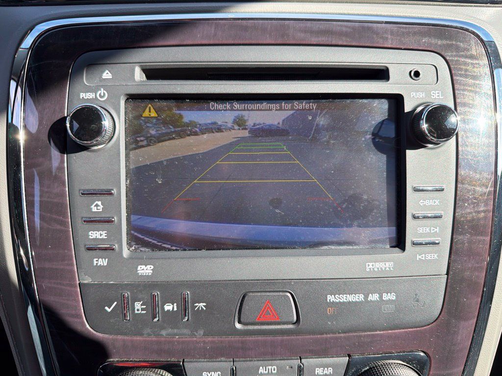 Used 2015 Buick Enclave Leather AWD/4WD image 17