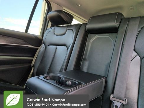Used 2021 Jeep Grand Cherokee L Limited AWD/4WD image 26