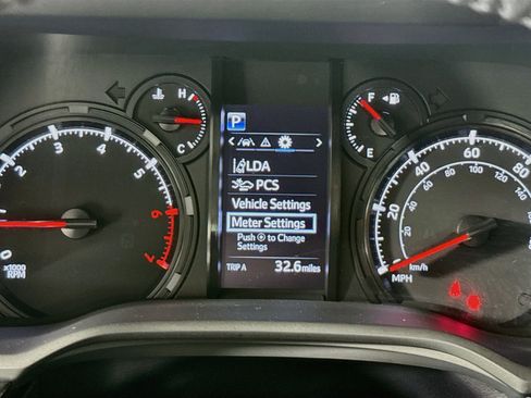 Used 2020 Toyota 4Runner SR5 Premium w/ Moonroof Package AWD/4WD image 13
