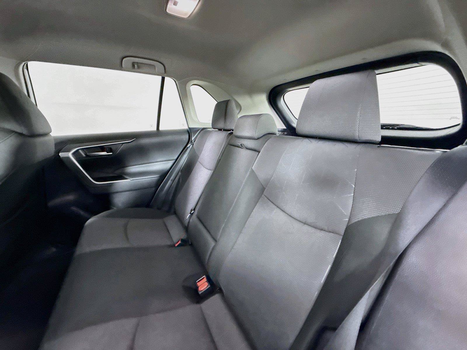 Certified 2025 Toyota RAV4 XLE FWD image 28