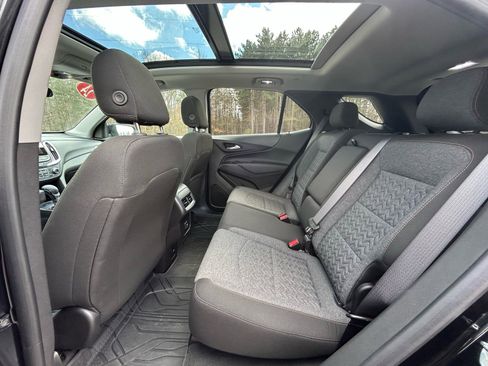 Used 2024 Chevrolet Equinox LT image 8