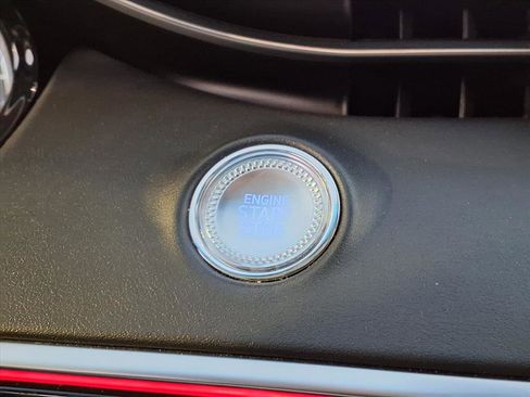 Used 2024 Genesis GV70 2.5T w/ Advanced Package image 10