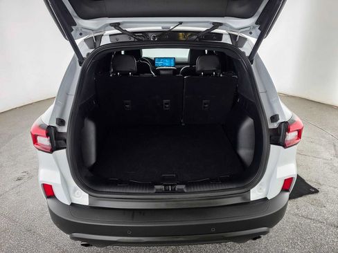 Used 2025 Ford Escape ST-Line w/ Tech Pack #1 FWD image 14
