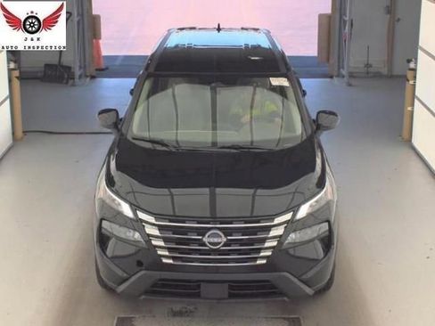 Used 2025 Nissan Rogue SV FWD image 13