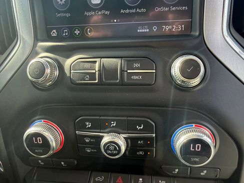 Used 2022 GMC Sierra 1500 SLE image 24