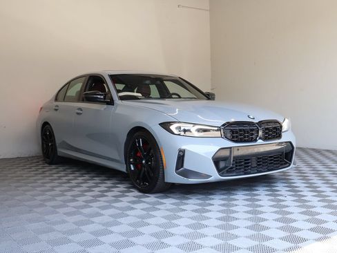Used 2023 BMW M340i w/ Shadowloine Package RWD image 6