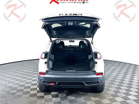 Used 2019 Jeep Cherokee Trailhawk w/ Comfort/Convenience Group image 29