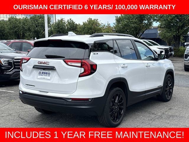 Used 2023 GMC Terrain SLE w/ Elevation Edition FWD image 2