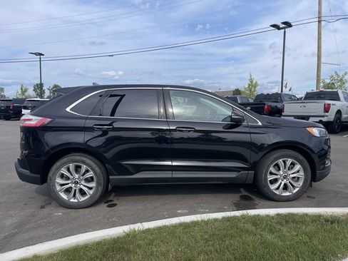 Certified 2023 Ford Edge Titanium AWD/4WD image 6