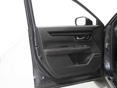 Used 2023 Honda CR-V Sport Touring image 4