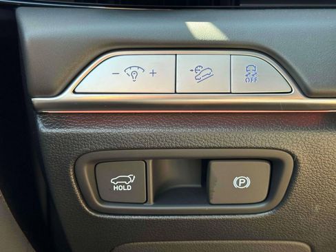 New 2025 Genesis GV80 2.5T Standard image 19