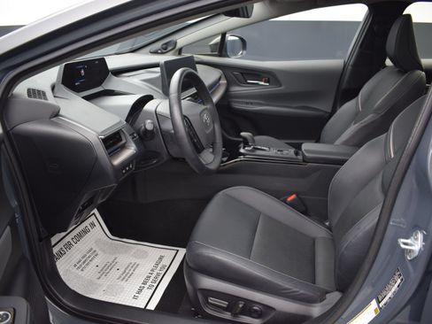 Used 2023 Toyota Prius Limited AWD/4WD image 14