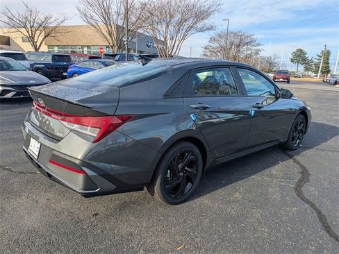 New 2026 Hyundai Elantra Sport image 4