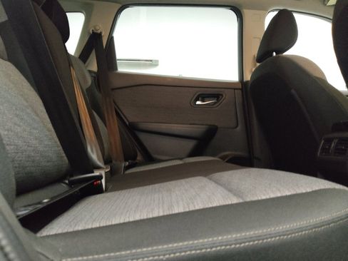 Used 2023 Nissan Rogue SV FWD image 19