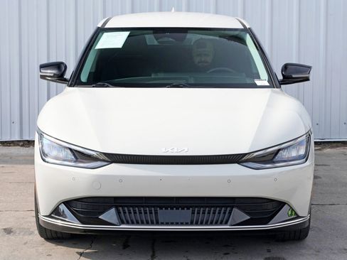 Used 2022 Kia EV6 Wind image 46