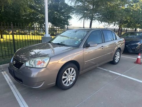 Used 2007 Chevrolet Malibu LT FWD image 1