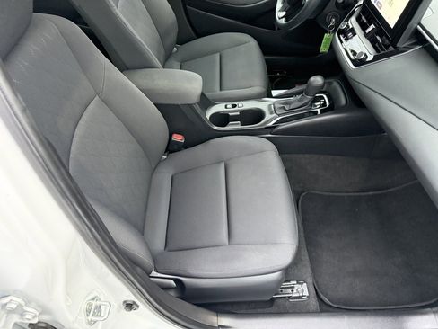 Certified 2024 Toyota Corolla LE image 40