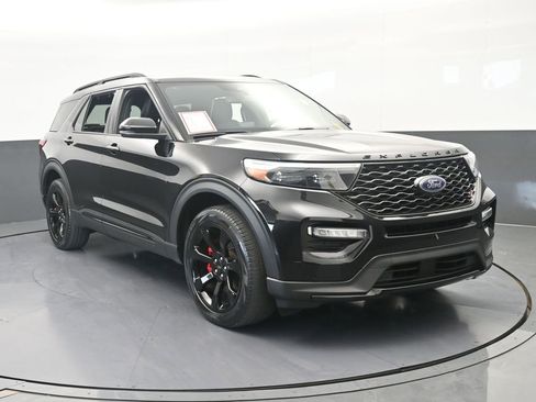 Used 2024 Ford Explorer ST w/ Equipment Group 401A AWD/4WD image 9