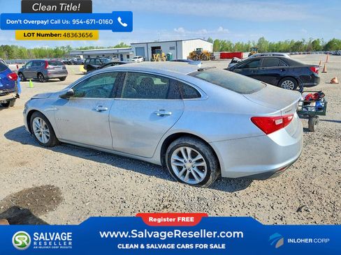 Used 2018 Chevrolet Malibu LT image 3