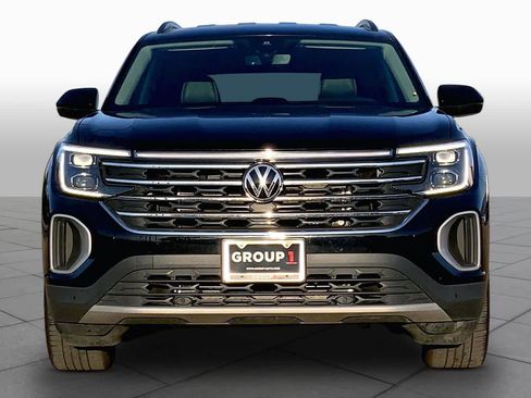 Used 2026 Volkswagen Atlas SE FWD image 4