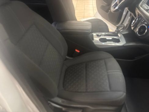 Used 2021 Chevrolet Blazer LT AWD/4WD image 29