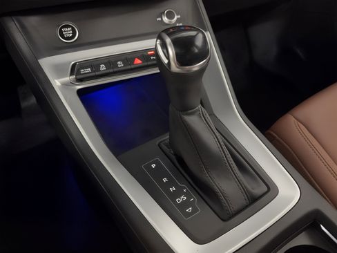 Used 2022 Audi Q3 2.0T Premium Plus image 25