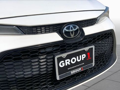 Used 2021 Toyota Corolla LE FWD image 29