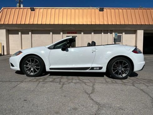 Used 2012 Mitsubishi Eclipse SE image 2