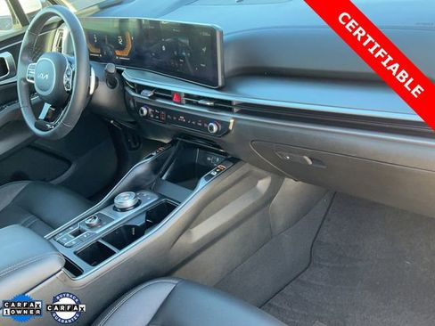 Used 2025 Kia Sorento EX image 19
