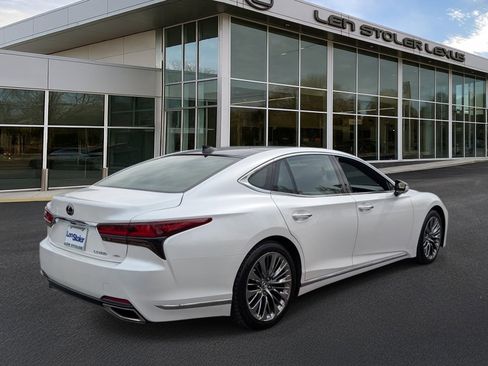 Certified 2022 Lexus LS 500 AWD w/ Luxury Package image 3