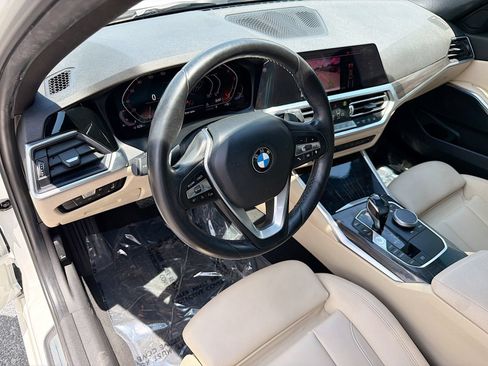 Used 2019 BMW 330i Sedan w/ Convenience Package RWD image 24