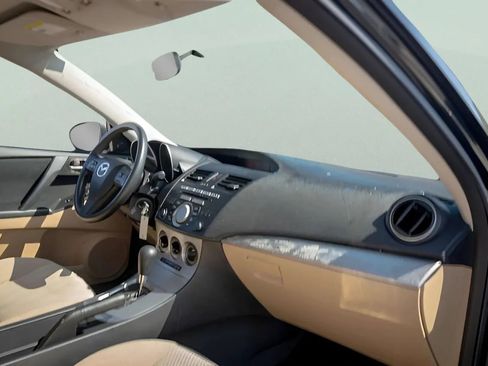 Used 2010 MAZDA MAZDA3 i Touring image 15