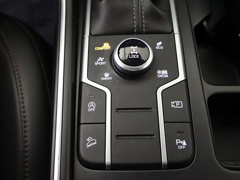 Used 2022 Kia Sorento S w/ Panoramic Sunroof Package AWD/4WD image 55
