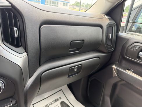 Used 2025 Chevrolet Silverado 2500 W/T w/ WT Convenience Package AWD/4WD image 22