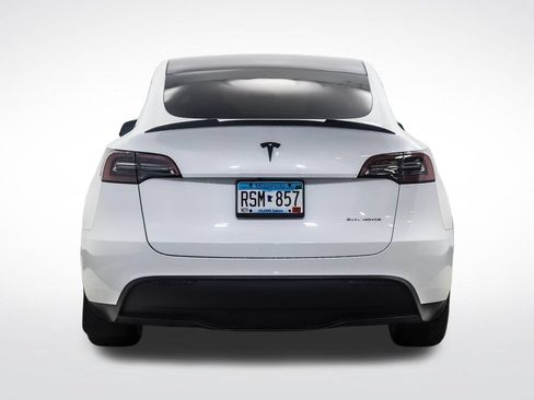 Used 2023 Tesla Model Y Long Range AWD/4WD image 4
