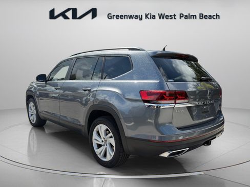 Used 2021 Volkswagen Atlas SE w/ Towing Package FWD image 5