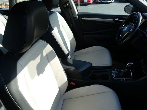 Used 2019 Volkswagen Jetta R-Line image 29