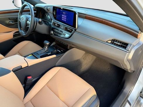 New 2025 Lexus ES 350 w/ Premium Package image 14