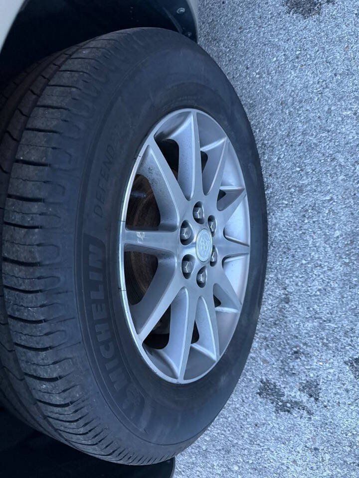 Used 2014 Buick Enclave Leather AWD/4WD image 37